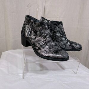 Sbicca Vintage Collection Black Glitter Ankle Boots